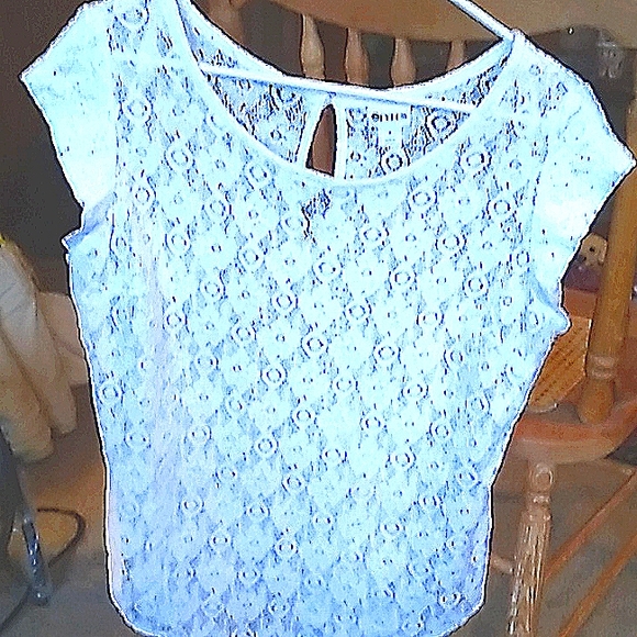 STYLUS Tops - Stylus White Lace Medium Short Sleeve Top